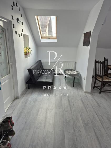 Dupex de vanzare transformat in 2 apartamente zona Metro! - 12