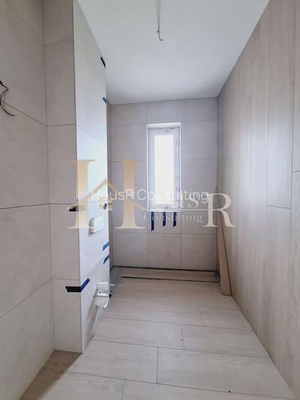 Model mare de 55,3 mp utili. Bucatarie inchisa. Decomandat. - 14