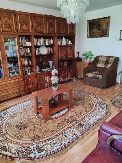 Apartament 3 camere zona MARRIOT decomandat - 2