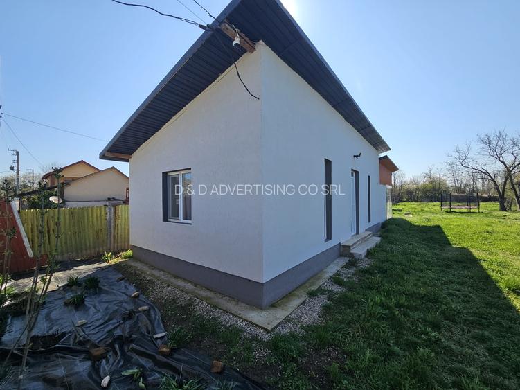 Comuna Mătăsaru , Sat Tetcoiu , Jud. Dambovita - Teren 2000 mp + Casa individual - 4