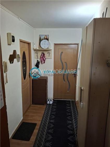 Royal Imobiliare - Vanzare apartament 3 camere zona Paltinis - 16