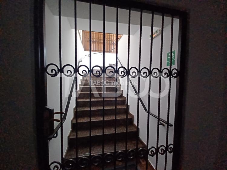 Piata Mare-Restaurant terasa si bar de inchiriat - 10