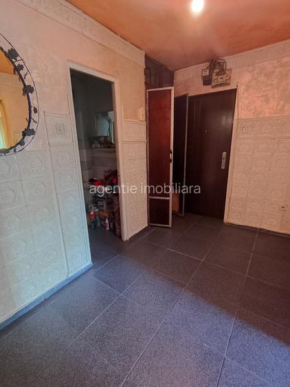Apartament 4 camere, decomandat – Zonă Tomis Nord (Cireșica - 5
