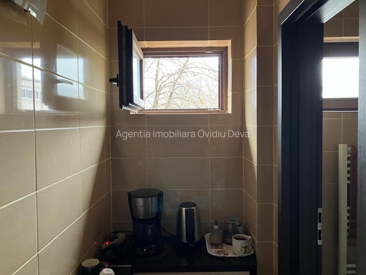 Vand apartament de 2 camere in Deva, zona ultracentrala, etaj 2,  din anul 2014 - 10