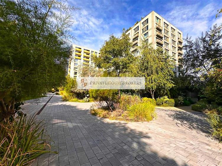 Aviatiei | Mega Image | Aviatiei Park | Bloc 2020 - 10