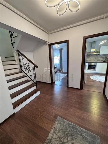 FABRIC - 5 CAM - DECOMANDAT - 2 NIVELE - PENTHOUSE - 2 BAI - ZONA ISTORICA-- - 5