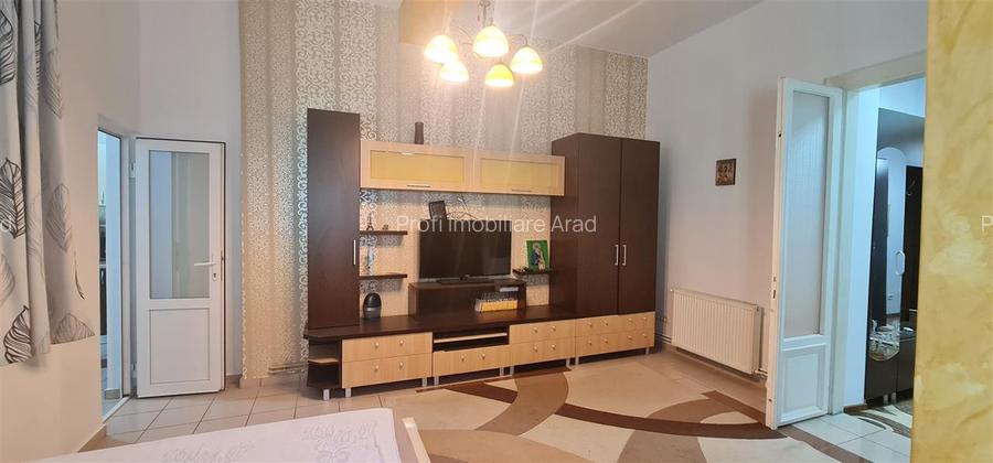 Ap. 2 camere 100mp central str. Saguna-Intim - 8