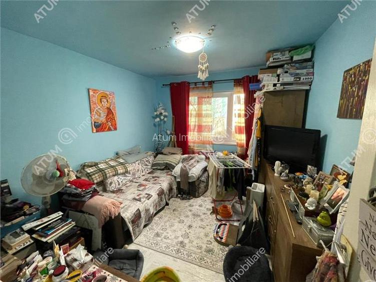 Apartament 3 camere balcon etaj 1 zona Vasile Aaron din Sibiu - 7