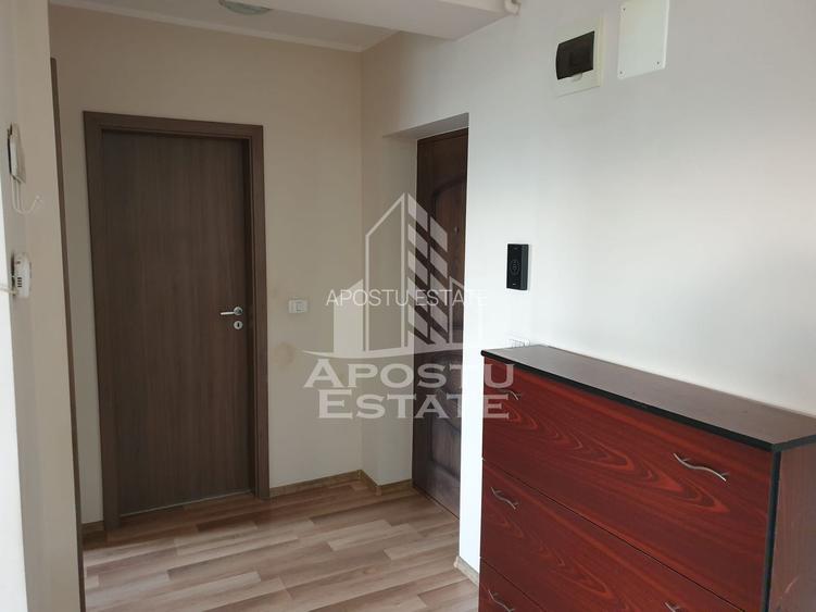 Apartament 2 camere, centrala proprie,loc de parcare, Giroc - 6