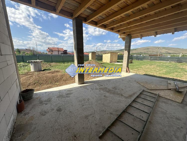 Vanzare TEREN Intravilan 571 mp imprejmuit case langa in Barabant Alba iulia - 4
