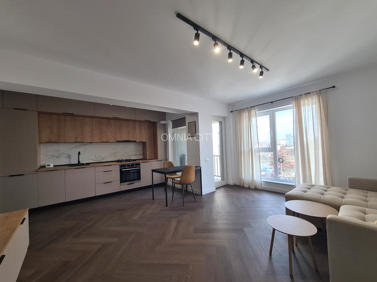 Apartament luminos,  zona  buna, bine compartimentat, mobilat, prima inchirere. - 2