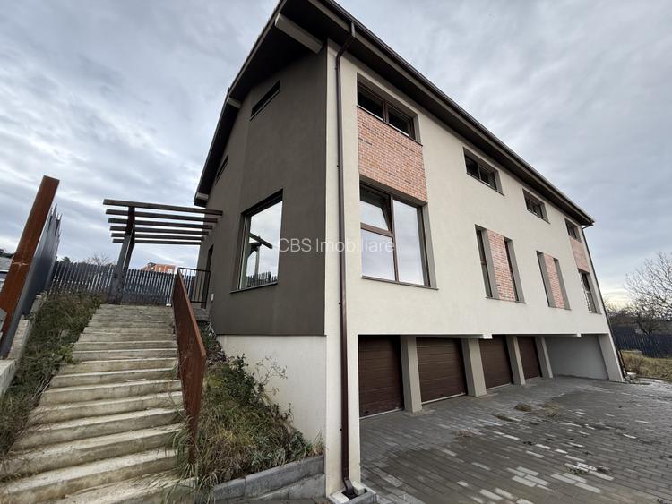 EXCLUSIVITATE !! COM 0% !! De vanzare duplex 4cam 160mpu D+P+E teren str Oasului - 2