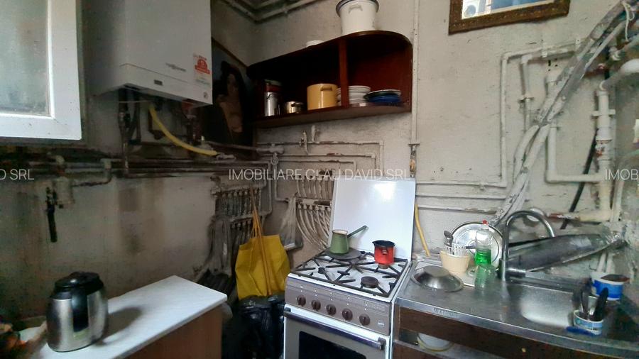 DOUA CASE DE VANZARE - ZONA  RACADAU - SINGUR IN CURTE - 12