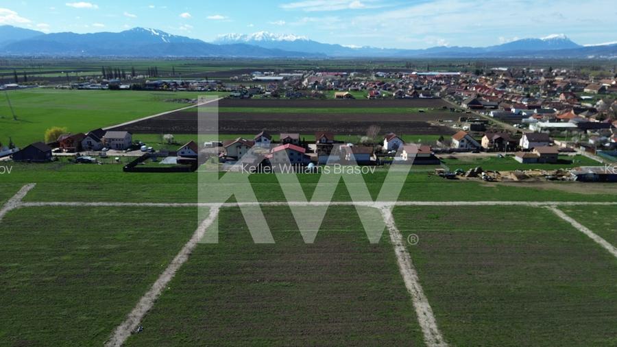 Teren de 627 mp în Hălchiu - utilități - Comision 0% - 13