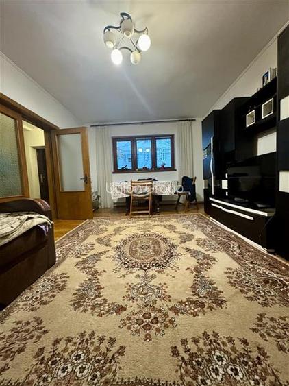 Casa foarte spatioasa D+P+2E amplasare excelenta, str. N. Iorga aproape de Bd. M - 5