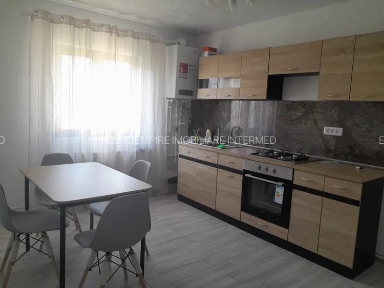 Vila  4 camere de inchiriat  Lumina - 6
