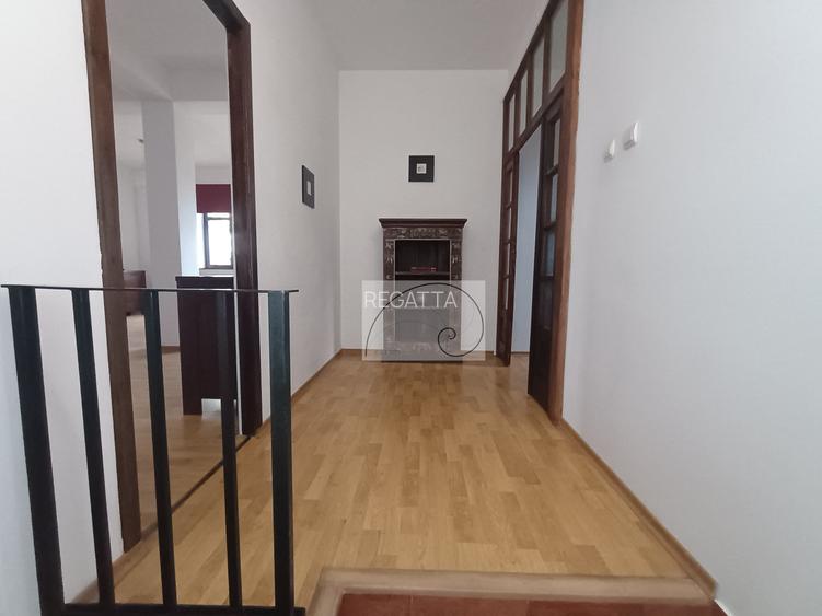 Duplex in villa - etaj plus mansarda - Foisorul de foc - 12