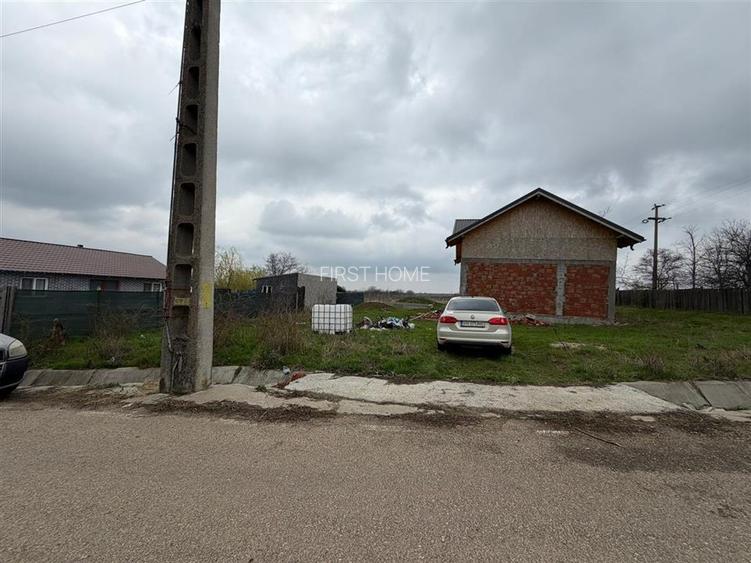 Casa la rosu din caramida de vanzare in comuna Carligele - 16
