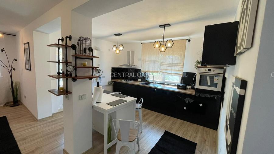 Casa noua cu 5 camere in zona V. Lupului - 4