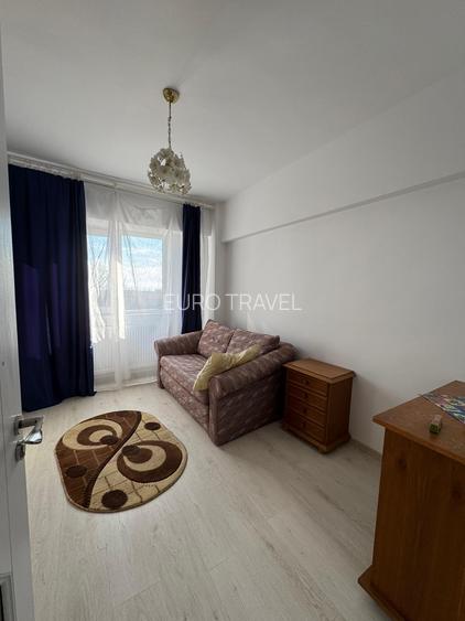 apartament 3 camere , decomandat,et. 2 langa plaja, vedere la mare, 160000 euro - 10