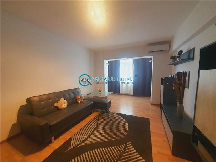 Royal Imobiliare - Vanzare apartament 2 camere zona Republicii - 2