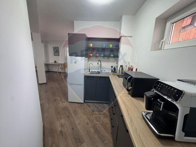 Spațiu de birouri de închiriat, clădire nouă, zonă centrală 160m2 - 12