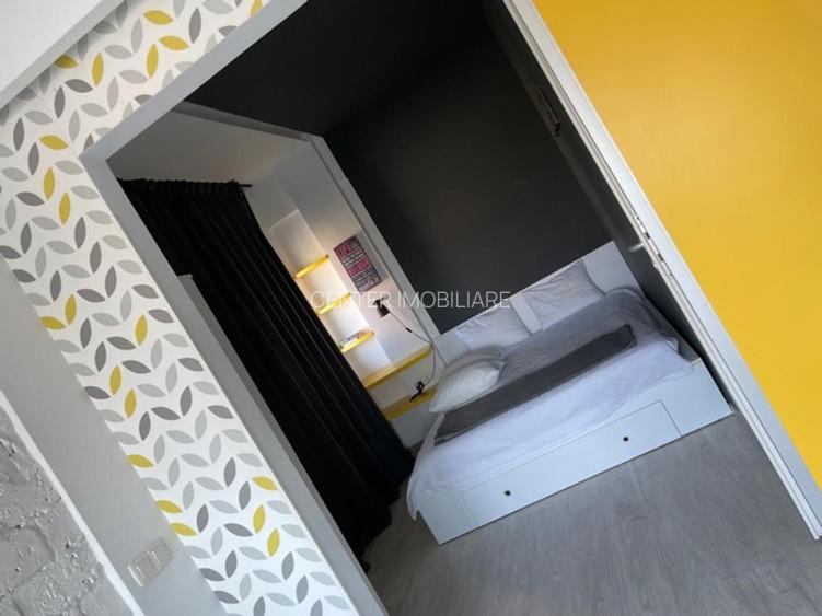 Piata Romana, 2 camere cu vedere superba, terasa, centrala proprie - 20