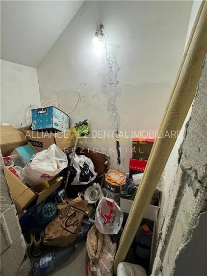 2 CASE LA PRET DE UNA - 29