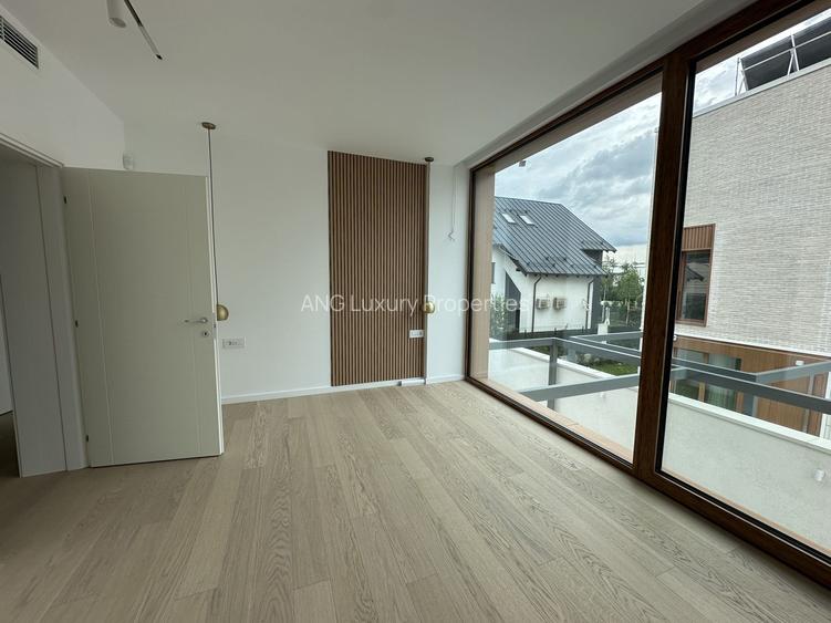 LUXURY VILLA  FOR SALE PIPERA - 12