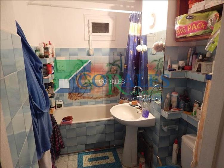 2 bai. Centrala proprie. Boxa. - 12