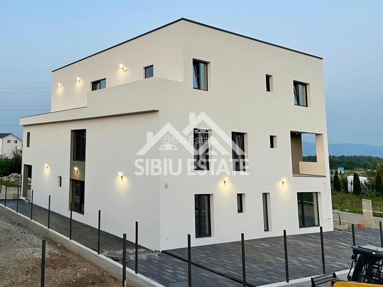 Penthouse exclusivist cu 4 camere, Calea Cisnadiei - 10