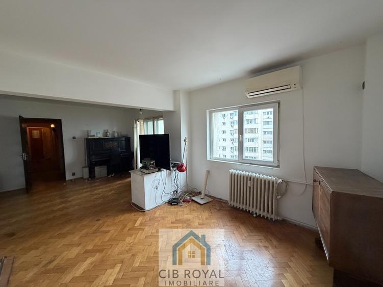 Vanzare apartament 4 camere Calea Mosilor