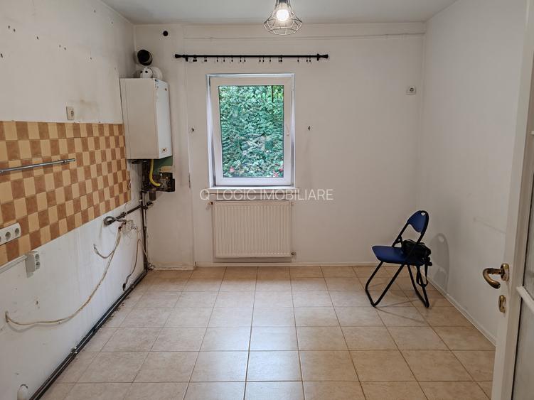 Apartament 3 camere liber la vanzare zona Astra - 7