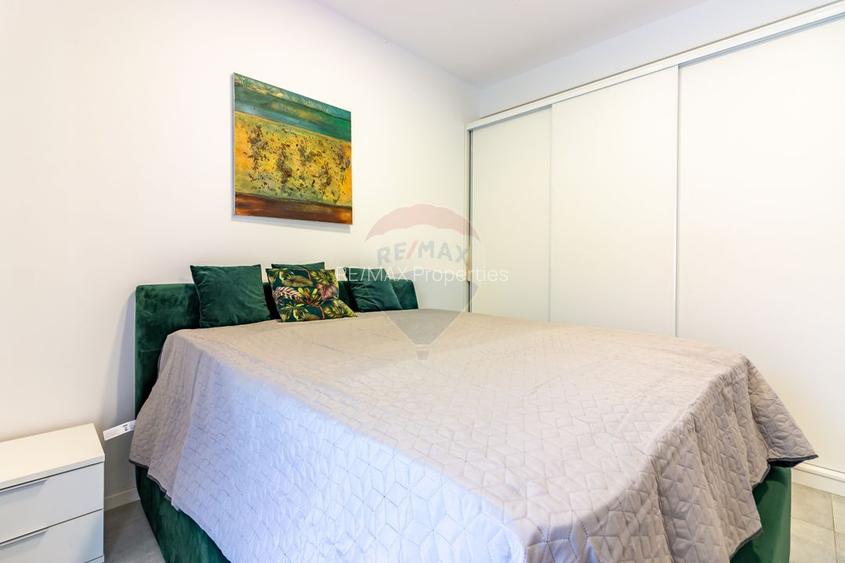 Casă / Vilă cu 5 camere de vanzare, Laguna Albastra, str. Fermei - 10