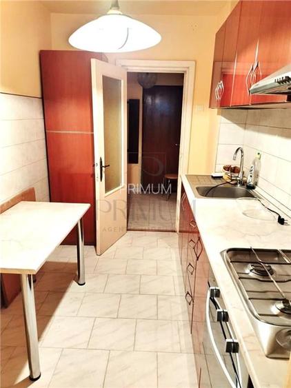 TORONTAL - ETAJ 1 - LIFT - 3 cam - decomandat - debara - clima - BOXA CF - 2