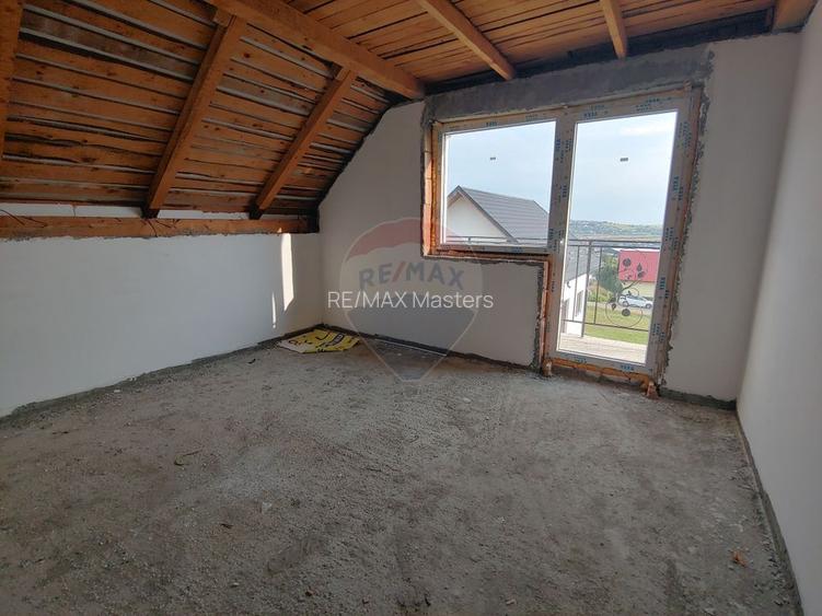 Casă / Vilă individuală cu 560 mp teren, de vânzare în Scheia, Suceava - 40