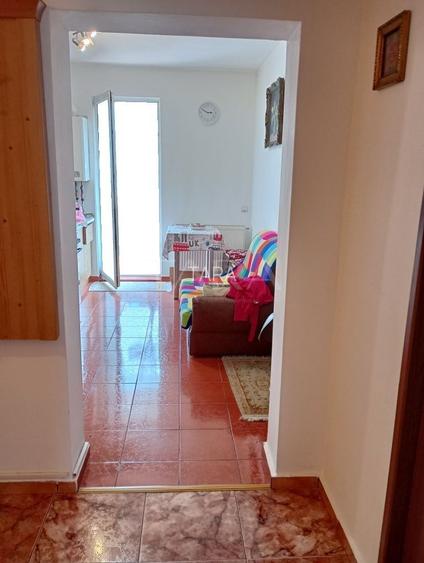 Apartament modern cu 2 camere decomandate in zona centrala Floresti. - 4