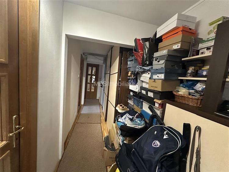 Mobilat si utilat la etajul 2 cu 2 bai - 5