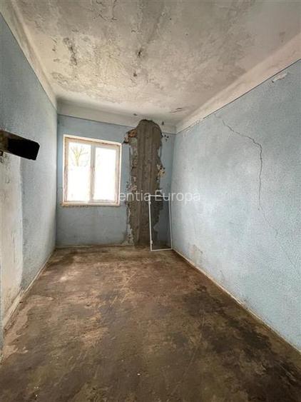 Cladire de vanzare  in zona Vest Tulcea - 5