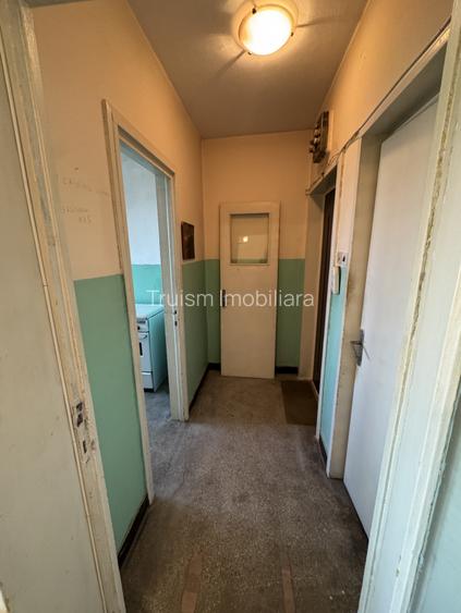 Apartament 2 camere, cf 1 semidec, etaj 4/4, Democratiei - 9