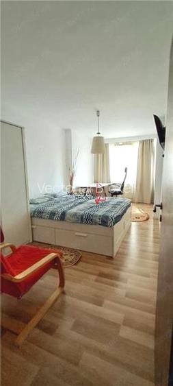 Apartament renovat, decomandat, Metrou OBOR - 3
