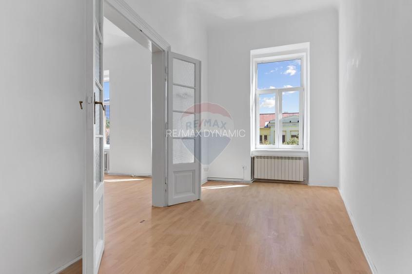 Spațiu cu destinatii multiple, zona centrala- prima inchiriere - 6