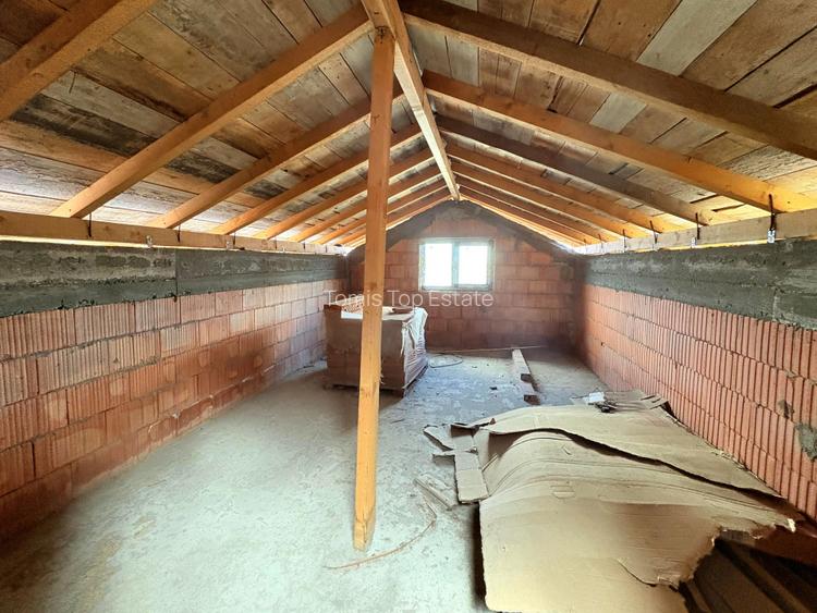 Casa P+1 la Rosu in Valu lui Traian - 13