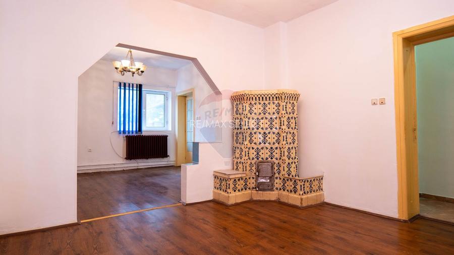 Casă individuală de vanzare + teren intravilan 539 mp - Parc Bazilescu - 30