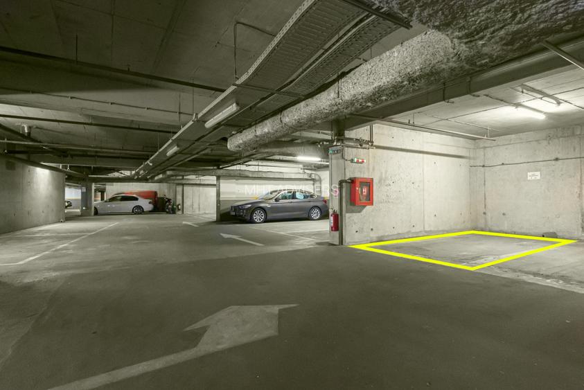 Ghica Plaza, 2 camere + birou, 2 bai, etaj 3/4,  parcare - 16