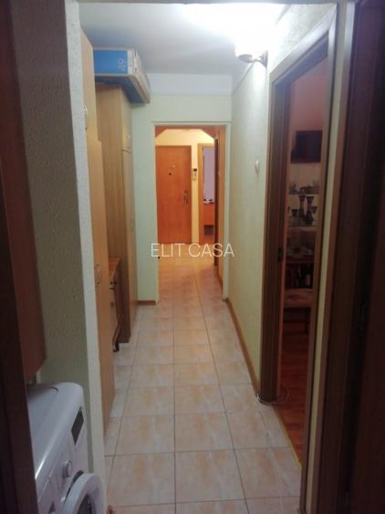Apartament 3 camere decomandat, zona Nicolina-Lidl, etaj 2/4 - 6