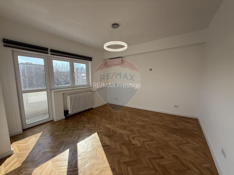 Apartament 4 camere de închiriat – Bd. Unirii / Str. Vulturilor 25 - 20