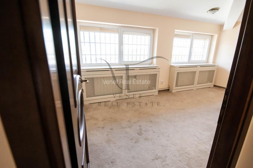 Vila EXCLUSIVISTA PREMIUM 22 camere 8bai lift piscina sauna panouri fotovoltaice - 19