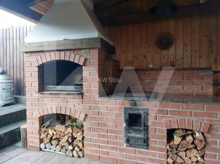 Casa tip duplex de vanzare in Cisnadie 3 dormitoare curte 2 locuri de parcare - 4