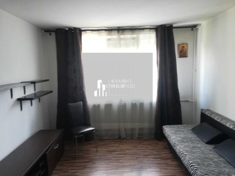 Apartament 3 camere, decomandat, Ozana , Titan, 1 decembrie 1918 - 2
